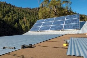 solar panels with metal roof installation for businesses